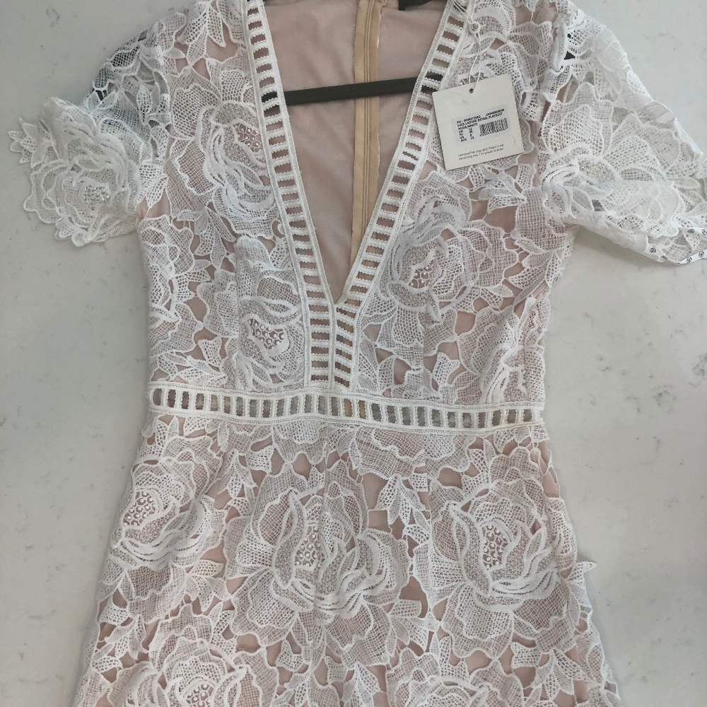 NWT Medium Missguided White Romper! - Picture 1 of 2